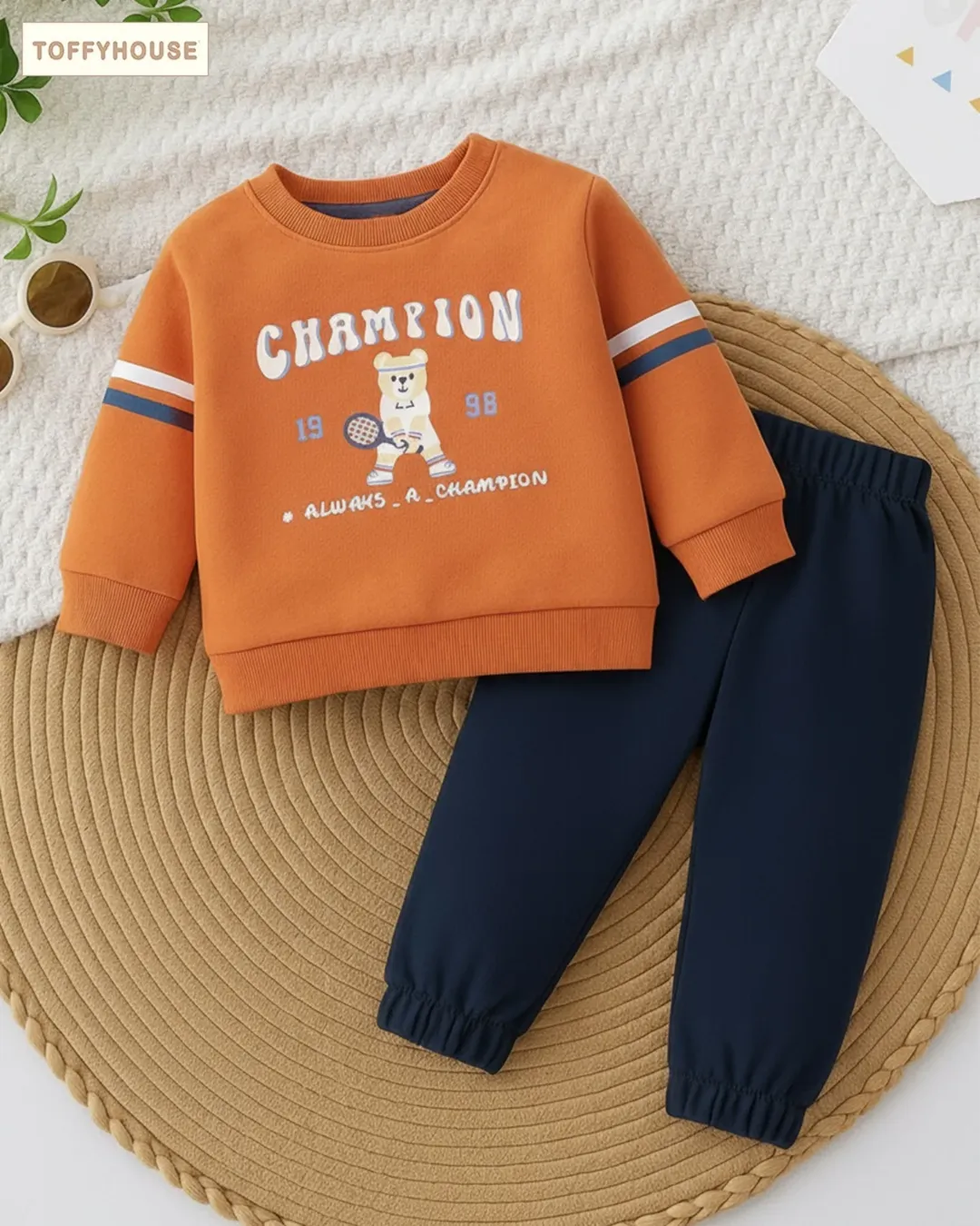 Toddler Boy’s Champion Bear Sweatshirt & Joggers Set Image